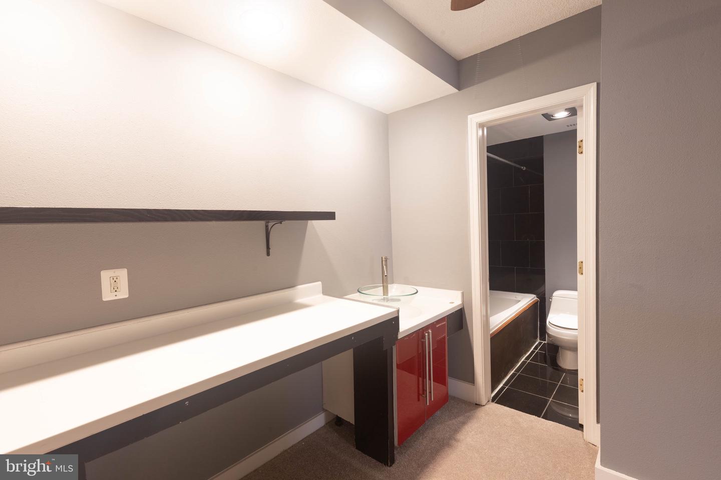 3701 SOUTH GEORGE MASON DR S #101N, FALLS CHURCH, Virginia 22041, 1 Bedroom Bedrooms, ,1 BathroomBathrooms,Residential,For sale,3701 SOUTH GEORGE MASON DR S #101N,VAFX2262194 MLS # VAFX2262194