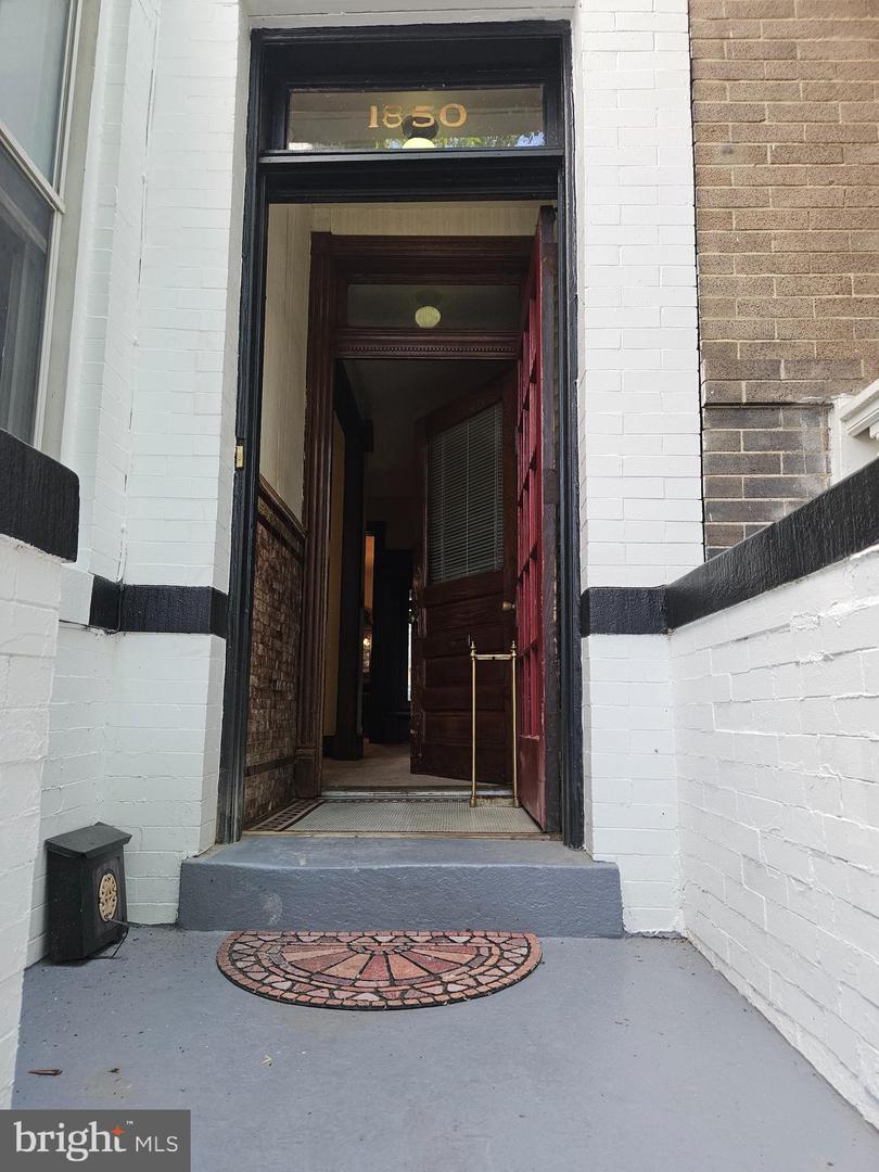 1850 ONTARIO PL NW, WASHINGTON, District Of Columbia 20009, 3 Bedrooms Bedrooms, ,1 BathroomBathrooms,Residential,For sale,1850 ONTARIO PL NW,DCDC2208740 MLS # DCDC2208740
