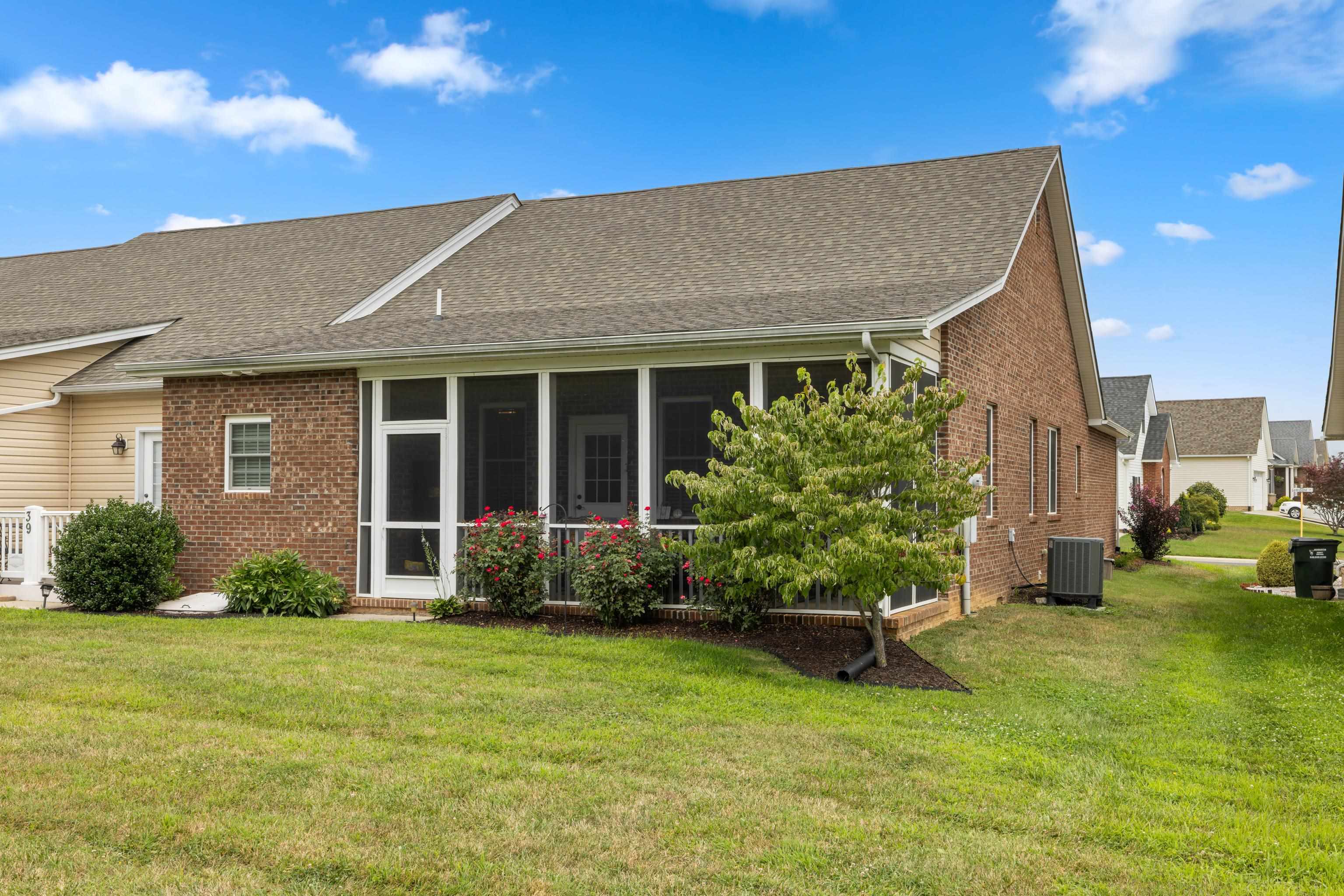 41 GEMSTONE DR, STUARTS DRAFT, Virginia 24477, 3 Bedrooms Bedrooms, ,2 BathroomsBathrooms,Residential,41 GEMSTONE DR,668018 MLS # 668018