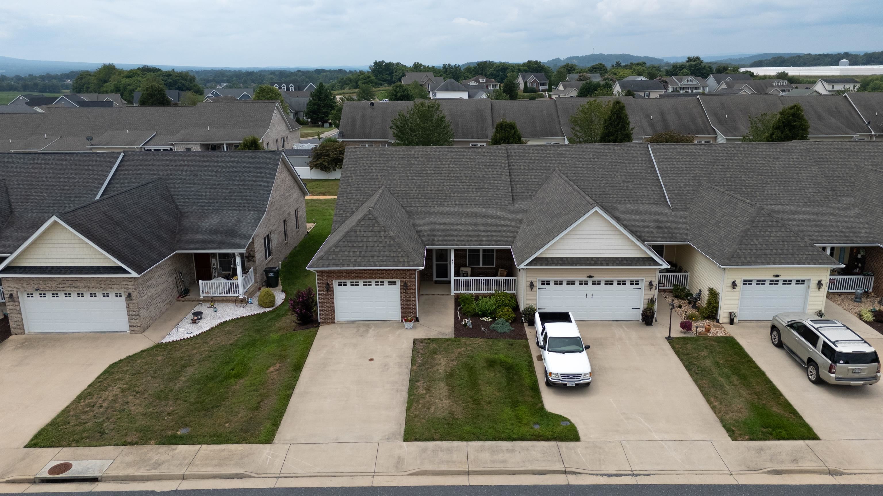 41 GEMSTONE DR, STUARTS DRAFT, Virginia 24477, 3 Bedrooms Bedrooms, ,2 BathroomsBathrooms,Residential,41 GEMSTONE DR,668018 MLS # 668018