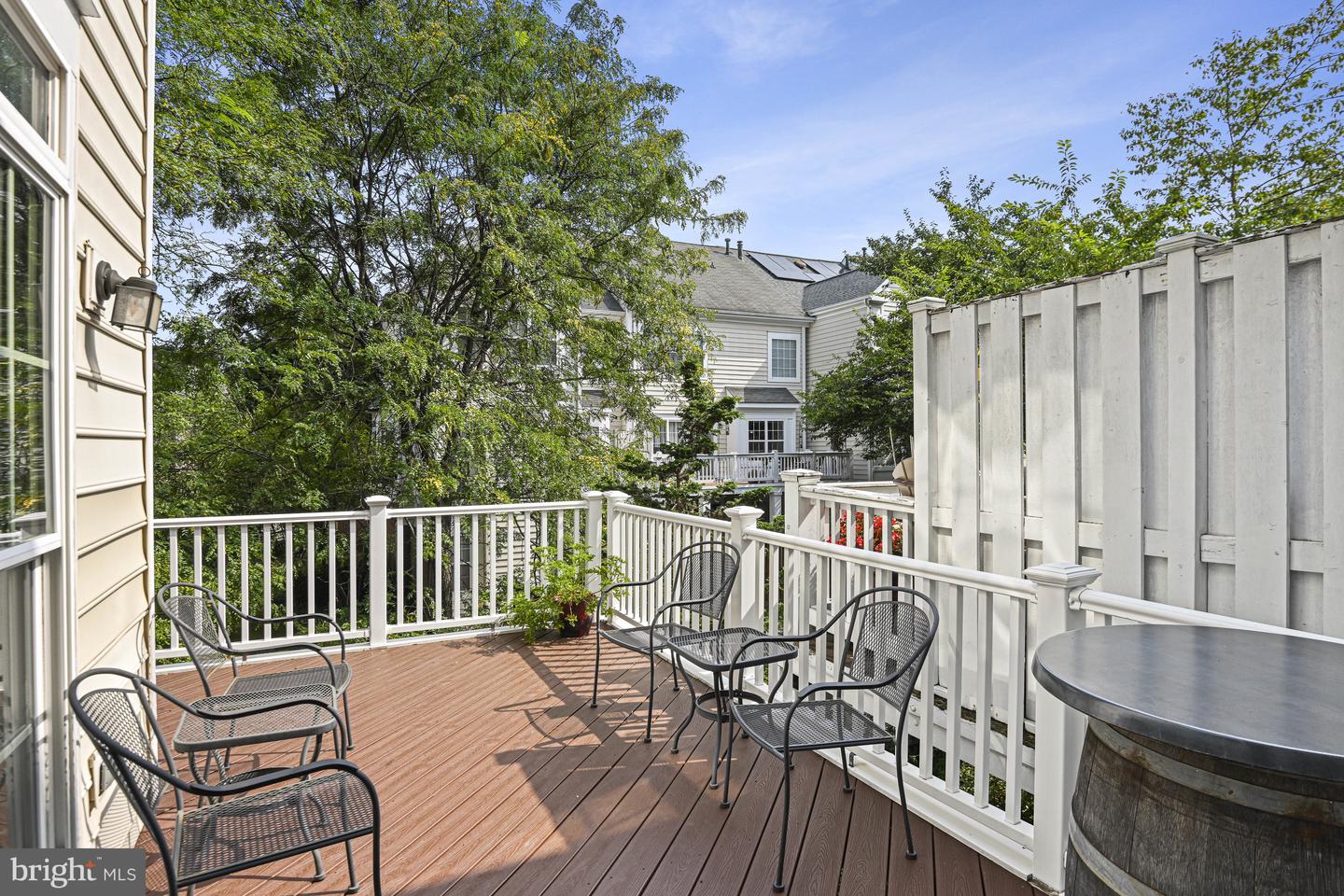 1978 LOGAN MANOR DR, RESTON, Virginia 20190, 4 Bedrooms Bedrooms, ,3 BathroomsBathrooms,Residential,For sale,1978 LOGAN MANOR DR,VAFX2258046 MLS # VAFX2258046