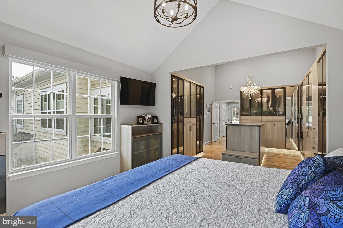 1978 LOGAN MANOR DR, RESTON, Virginia 20190, 4 Bedrooms Bedrooms, ,3 BathroomsBathrooms,Residential,For sale,1978 LOGAN MANOR DR,VAFX2258046 MLS # VAFX2258046