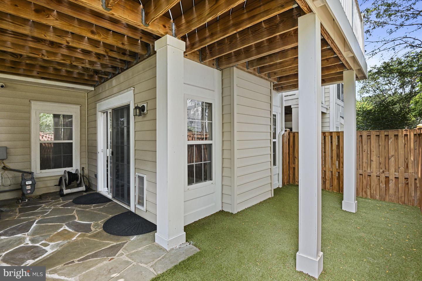 1978 LOGAN MANOR DR, RESTON, Virginia 20190, 4 Bedrooms Bedrooms, ,3 BathroomsBathrooms,Residential,For sale,1978 LOGAN MANOR DR,VAFX2258046 MLS # VAFX2258046
