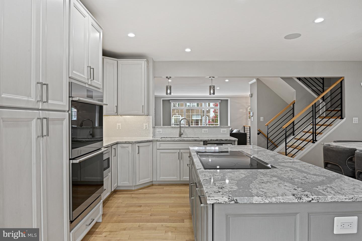 1978 LOGAN MANOR DR, RESTON, Virginia 20190, 4 Bedrooms Bedrooms, ,3 BathroomsBathrooms,Residential,For sale,1978 LOGAN MANOR DR,VAFX2258046 MLS # VAFX2258046