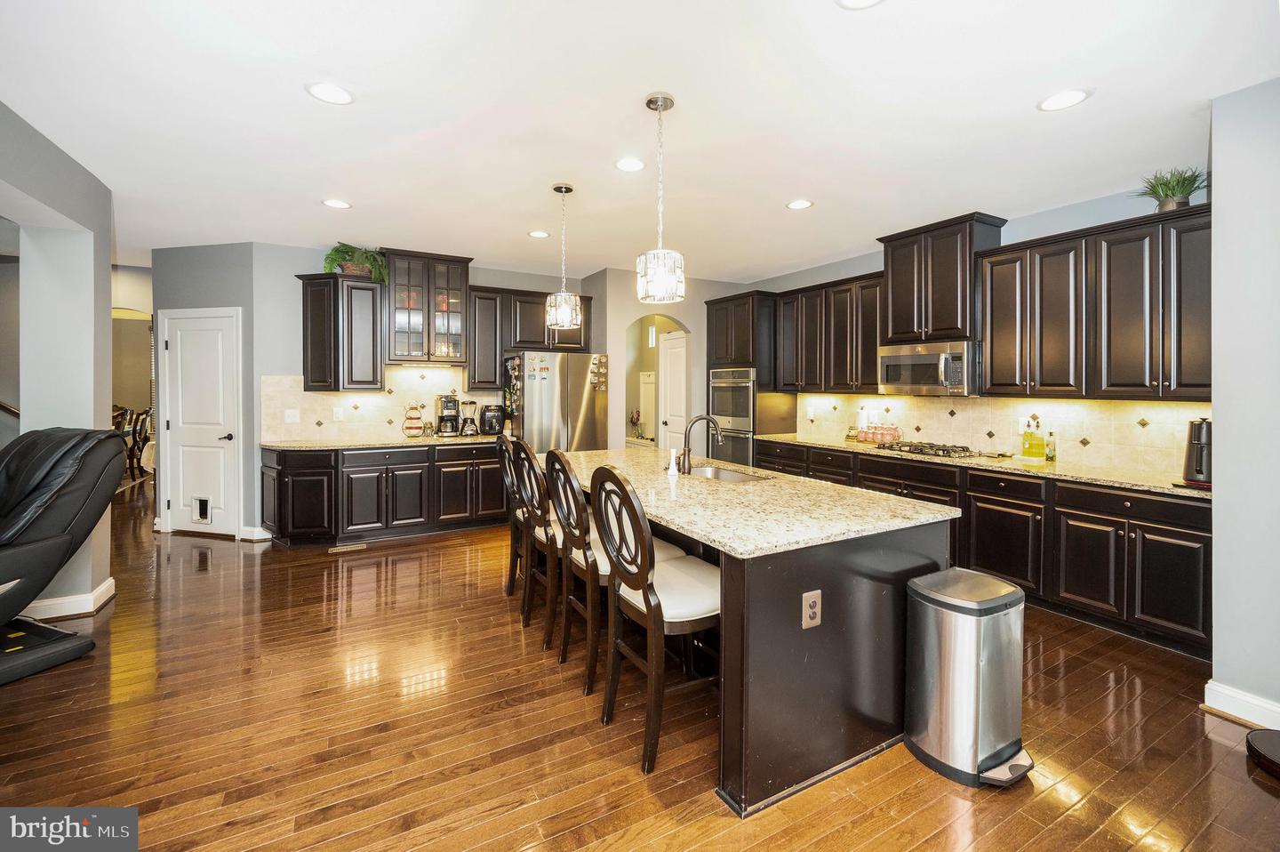 3348 SOARING CIR, WOODBRIDGE, Virginia 22193, 6 Bedrooms Bedrooms, ,5 BathroomsBathrooms,Residential,For sale,3348 SOARING CIR,VAPW2100900 MLS # VAPW2100900