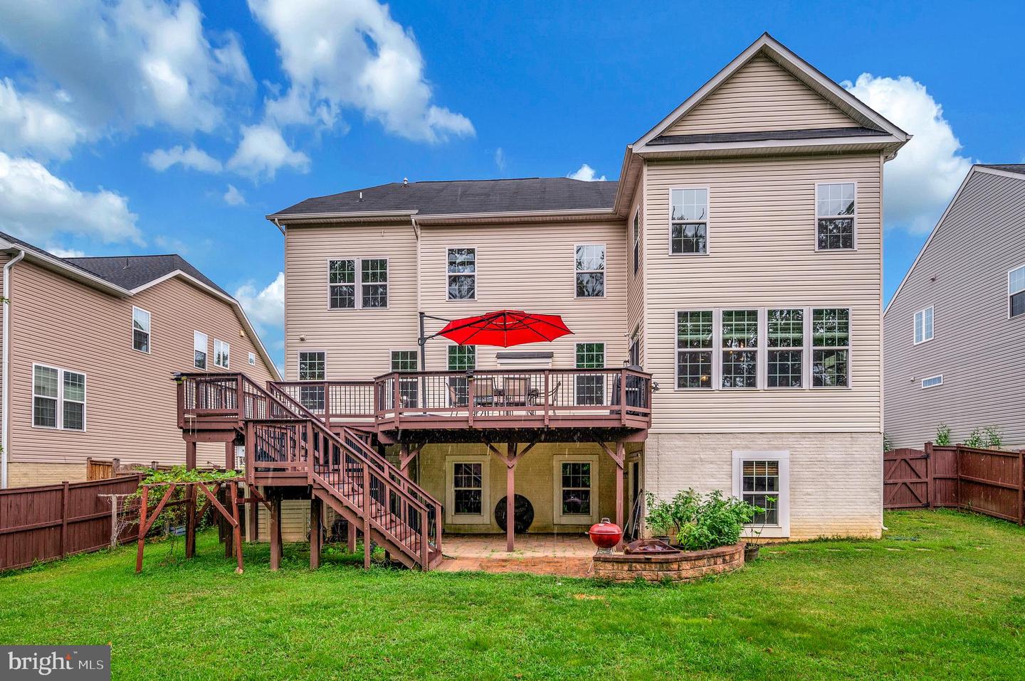 3348 SOARING CIR, WOODBRIDGE, Virginia 22193, 6 Bedrooms Bedrooms, ,5 BathroomsBathrooms,Residential,For sale,3348 SOARING CIR,VAPW2100900 MLS # VAPW2100900