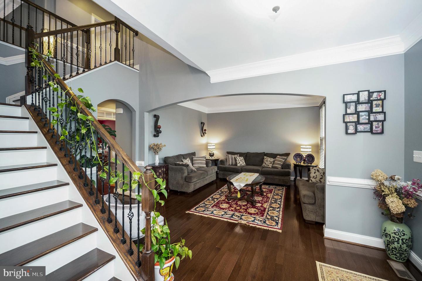 3348 SOARING CIR, WOODBRIDGE, Virginia 22193, 6 Bedrooms Bedrooms, ,5 BathroomsBathrooms,Residential,For sale,3348 SOARING CIR,VAPW2100900 MLS # VAPW2100900
