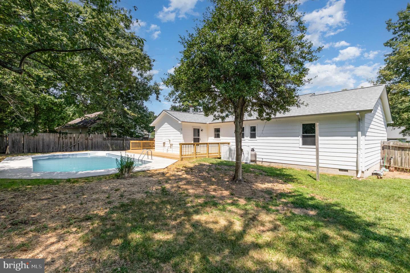 5408 LEE WHITE LN, FREDERICKSBURG, Virginia 22407, 3 Bedrooms Bedrooms, 5 Rooms Rooms,2 BathroomsBathrooms,Residential,For sale,5408 LEE WHITE LN,VASP2035422 MLS # VASP2035422