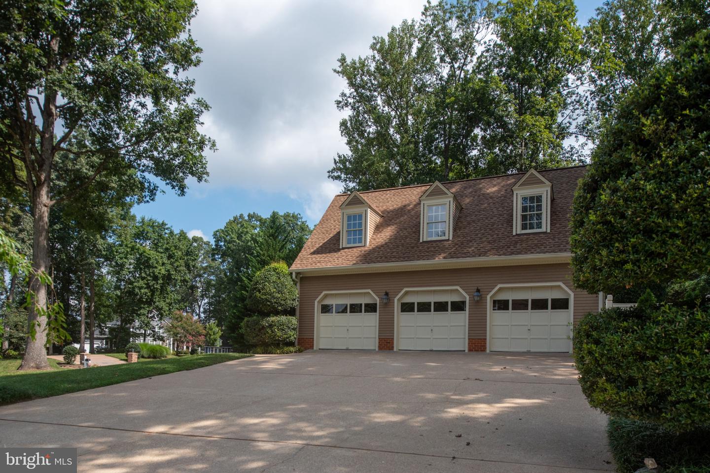 11733 SAWHILL BLVD, SPOTSYLVANIA, Virginia 22553, 5 Bedrooms Bedrooms, 16 Rooms Rooms,4 BathroomsBathrooms,Residential,For sale,11733 SAWHILL BLVD,VASP2035444 MLS # VASP2035444