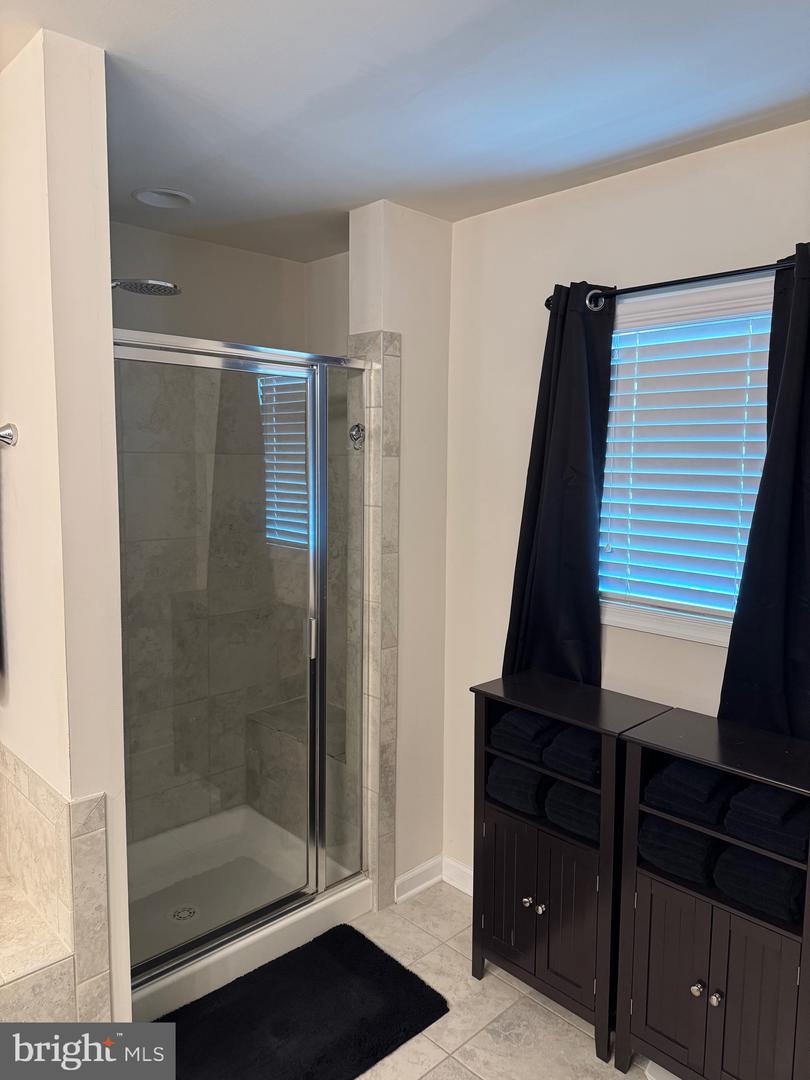 9510 HILLCREST DR, FREDERICKSBURG, Virginia 22407, 5 Bedrooms Bedrooms, ,3 BathroomsBathrooms,Residential,For sale,9510 HILLCREST DR,VASP2035546 MLS # VASP2035546