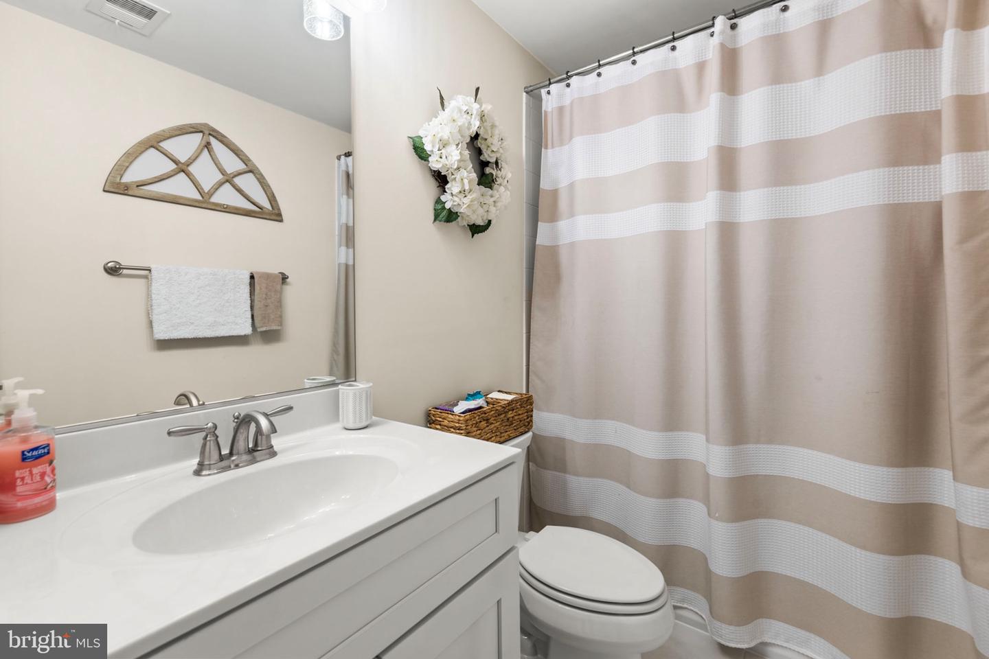 141 CHANTERELLE CT, STEPHENS CITY, Virginia 22655, 4 Bedrooms Bedrooms, ,3 BathroomsBathrooms,Residential,For sale,141 CHANTERELLE CT,VAFV2036260 MLS # VAFV2036260