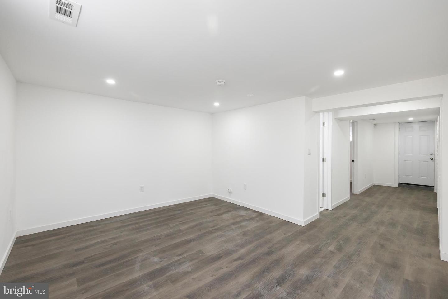 836 XENIA ST SE, WASHINGTON, District Of Columbia 20032, 4 Bedrooms Bedrooms, ,2 BathroomsBathrooms,Residential,For sale,836 XENIA ST SE,DCDC2215862 MLS # DCDC2215862