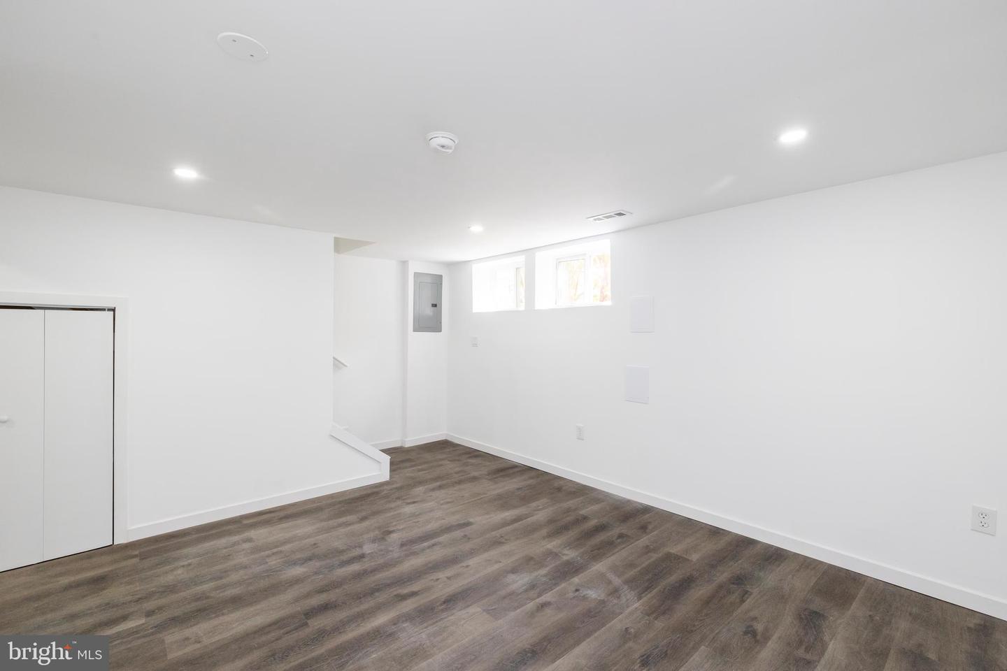 836 XENIA ST SE, WASHINGTON, District Of Columbia 20032, 4 Bedrooms Bedrooms, ,2 BathroomsBathrooms,Residential,For sale,836 XENIA ST SE,DCDC2215862 MLS # DCDC2215862