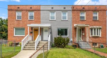 836 XENIA ST SE, WASHINGTON, District Of Columbia 20032, 4 Bedrooms Bedrooms, ,2 BathroomsBathrooms,Residential,For sale,836 XENIA ST SE,DCDC2215862 MLS # DCDC2215862