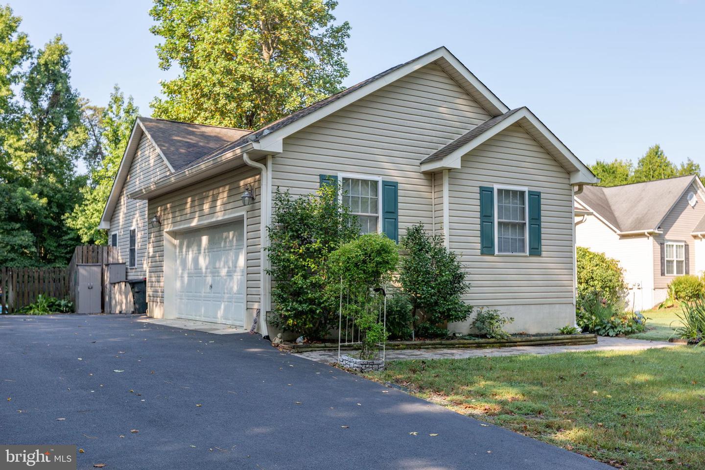 8460 REAGAN DR, KING GEORGE, Virginia 22485, 3 Bedrooms Bedrooms, ,2 BathroomsBathrooms,Residential,For sale,8460 REAGAN DR,VAKG2006898 MLS # VAKG2006898