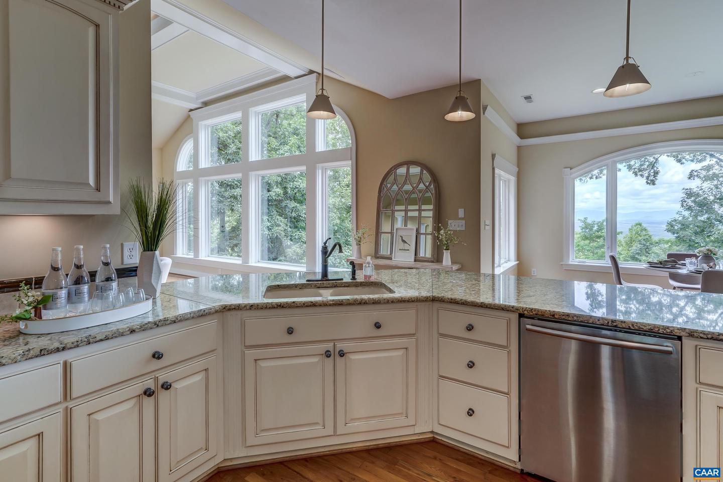 2515 SUMMIT RIDGE TRL, CHARLOTTESVILLE, Virginia 22911, 5 Bedrooms Bedrooms, ,5 BathroomsBathrooms,Residential,For sale,2515 SUMMIT RIDGE TRL,668015 MLS # 668015