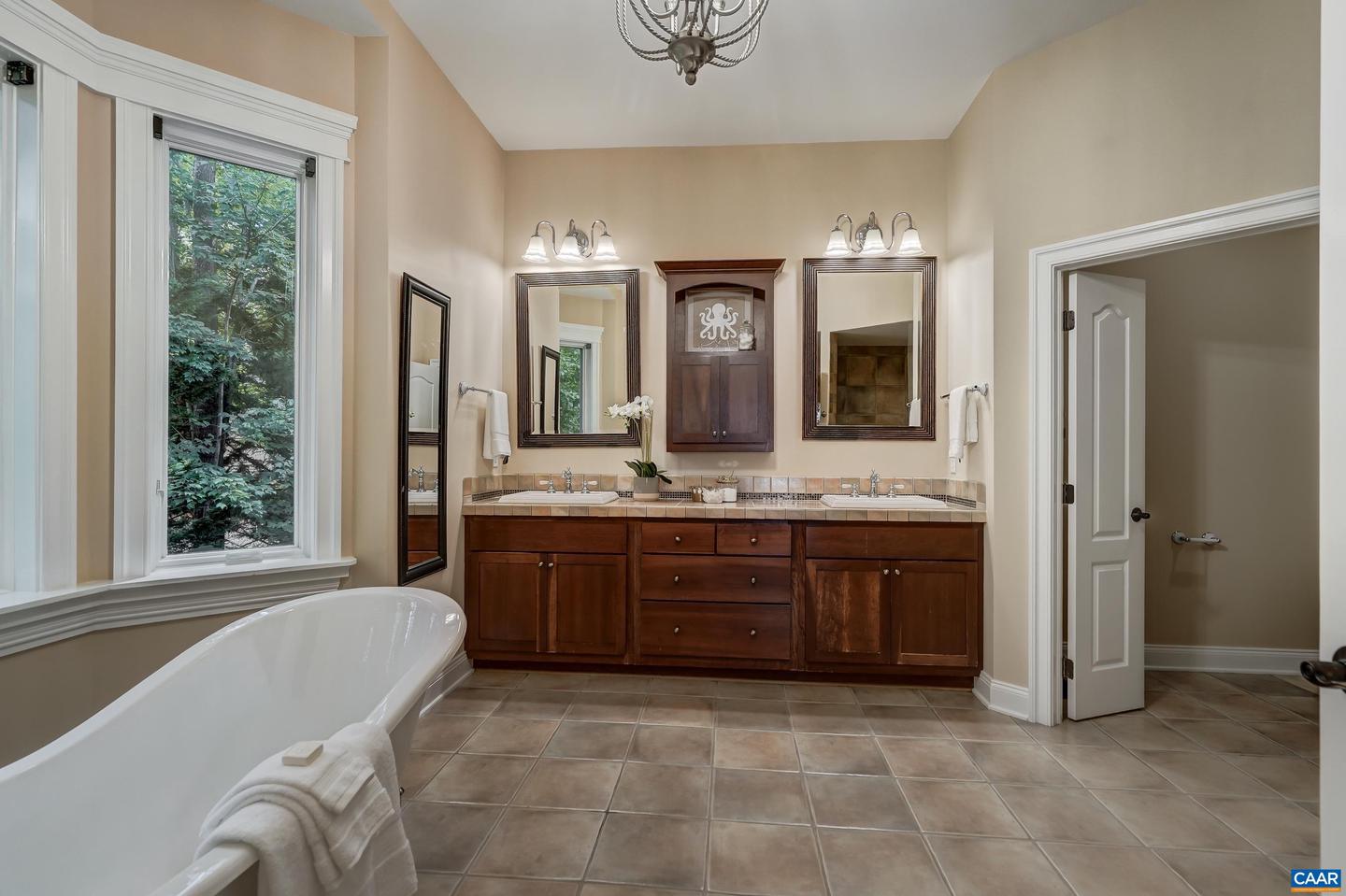 2515 SUMMIT RIDGE TRL, CHARLOTTESVILLE, Virginia 22911, 5 Bedrooms Bedrooms, ,5 BathroomsBathrooms,Residential,For sale,2515 SUMMIT RIDGE TRL,668015 MLS # 668015