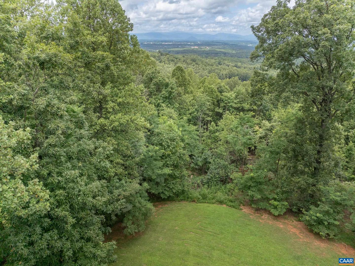 2515 SUMMIT RIDGE TRL, CHARLOTTESVILLE, Virginia 22911, 5 Bedrooms Bedrooms, ,5 BathroomsBathrooms,Residential,For sale,2515 SUMMIT RIDGE TRL,668015 MLS # 668015