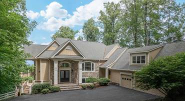 2515 SUMMIT RIDGE TRL, CHARLOTTESVILLE, Virginia 22911, 5 Bedrooms Bedrooms, ,5 BathroomsBathrooms,Residential,For sale,2515 SUMMIT RIDGE TRL,668015 MLS # 668015