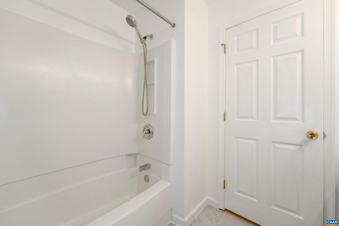 430 QUAIL RUN DR, ELKTON, Virginia 22827, 3 Bedrooms Bedrooms, ,3 BathroomsBathrooms,Residential,For sale,430 QUAIL RUN DR,668016 MLS # 668016