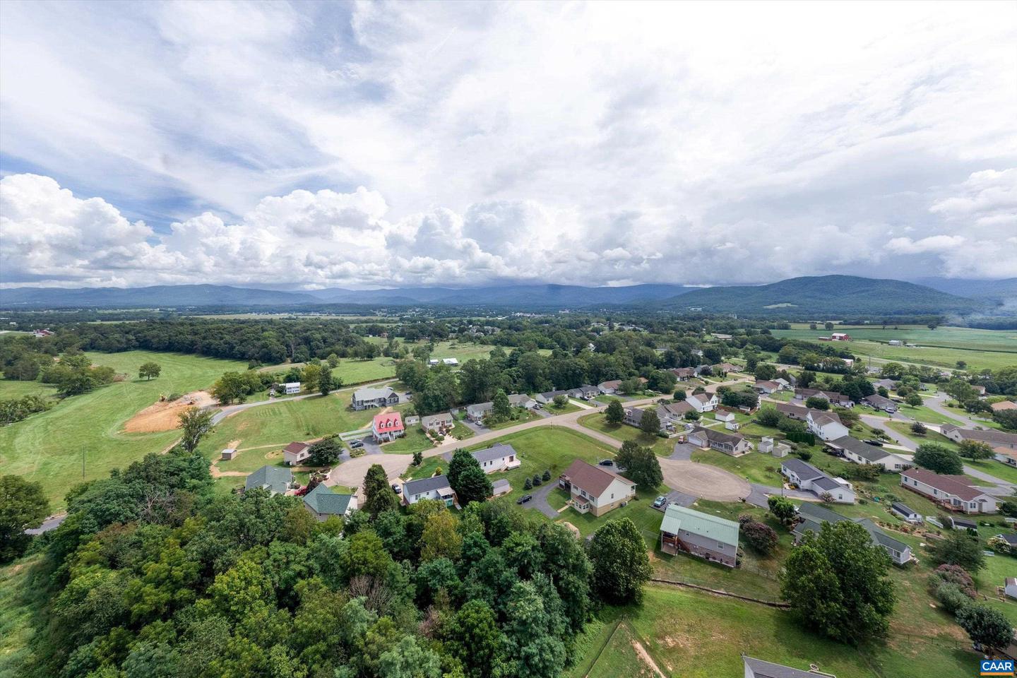 430 QUAIL RUN DR, ELKTON, Virginia 22827, 3 Bedrooms Bedrooms, ,3 BathroomsBathrooms,Residential,For sale,430 QUAIL RUN DR,668016 MLS # 668016