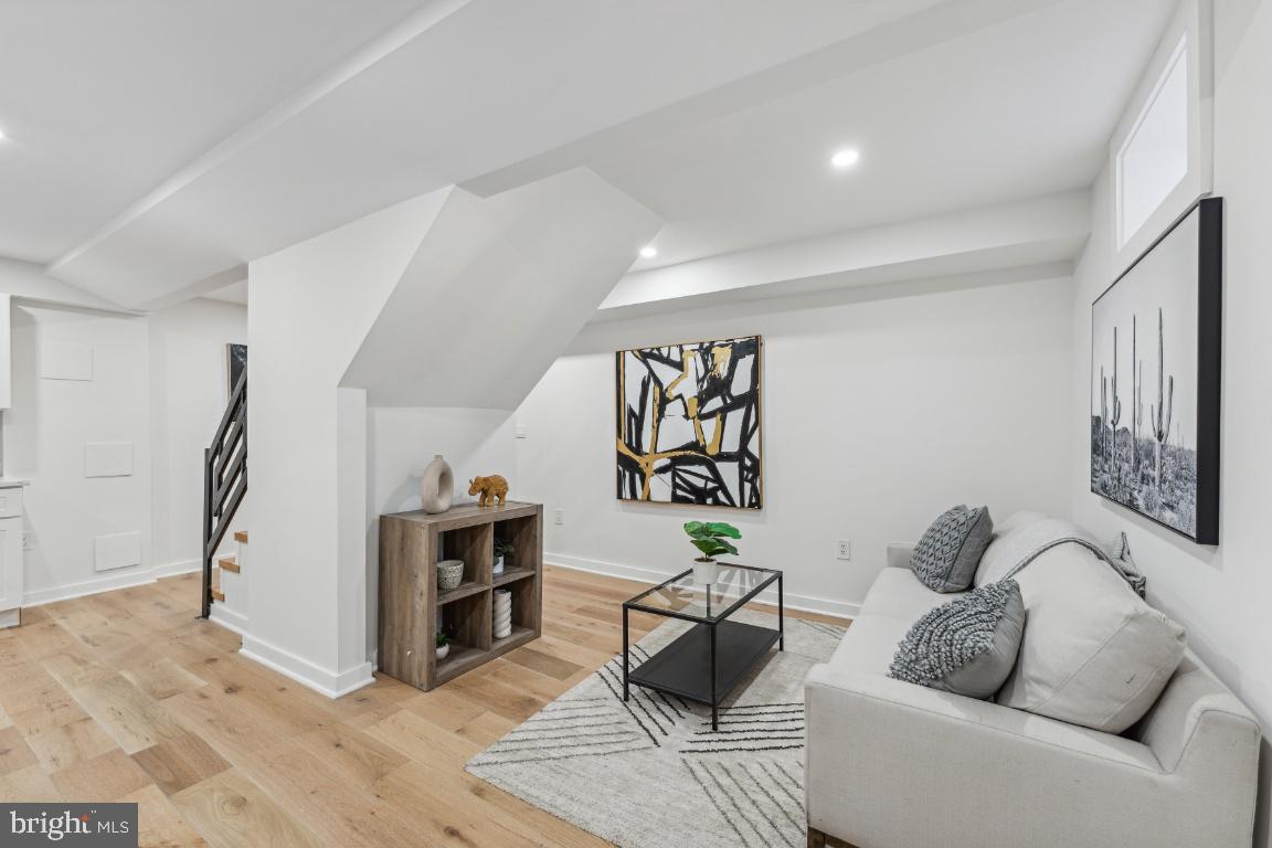 1400 FRANKLIN ST NE, WASHINGTON, District Of Columbia 20018, 5 Bedrooms Bedrooms, ,4 BathroomsBathrooms,Residential,For sale,1400 FRANKLIN ST NE,DCDC2197492 MLS # DCDC2197492