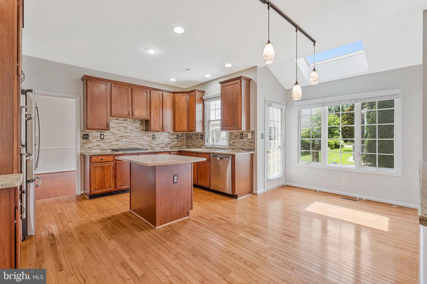 10857 HUNTER GATE WAY, RESTON, Virginia 20194, 5 Bedrooms Bedrooms, ,3 BathroomsBathrooms,Residential,For sale,10857 HUNTER GATE WAY,VAFX2252528 MLS # VAFX2252528