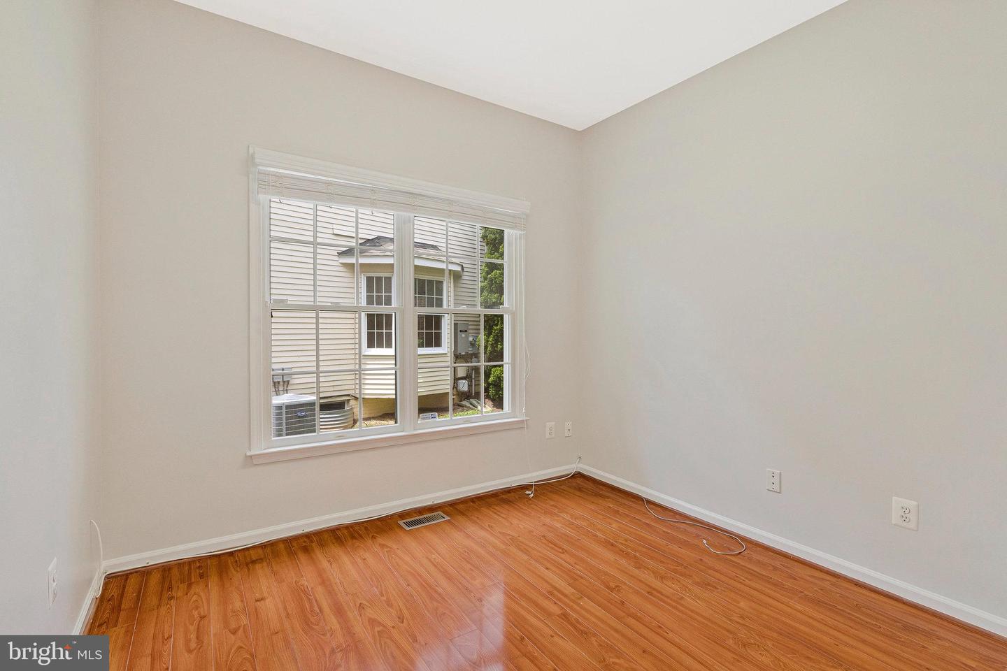 10857 HUNTER GATE WAY, RESTON, Virginia 20194, 5 Bedrooms Bedrooms, ,3 BathroomsBathrooms,Residential,For sale,10857 HUNTER GATE WAY,VAFX2252528 MLS # VAFX2252528