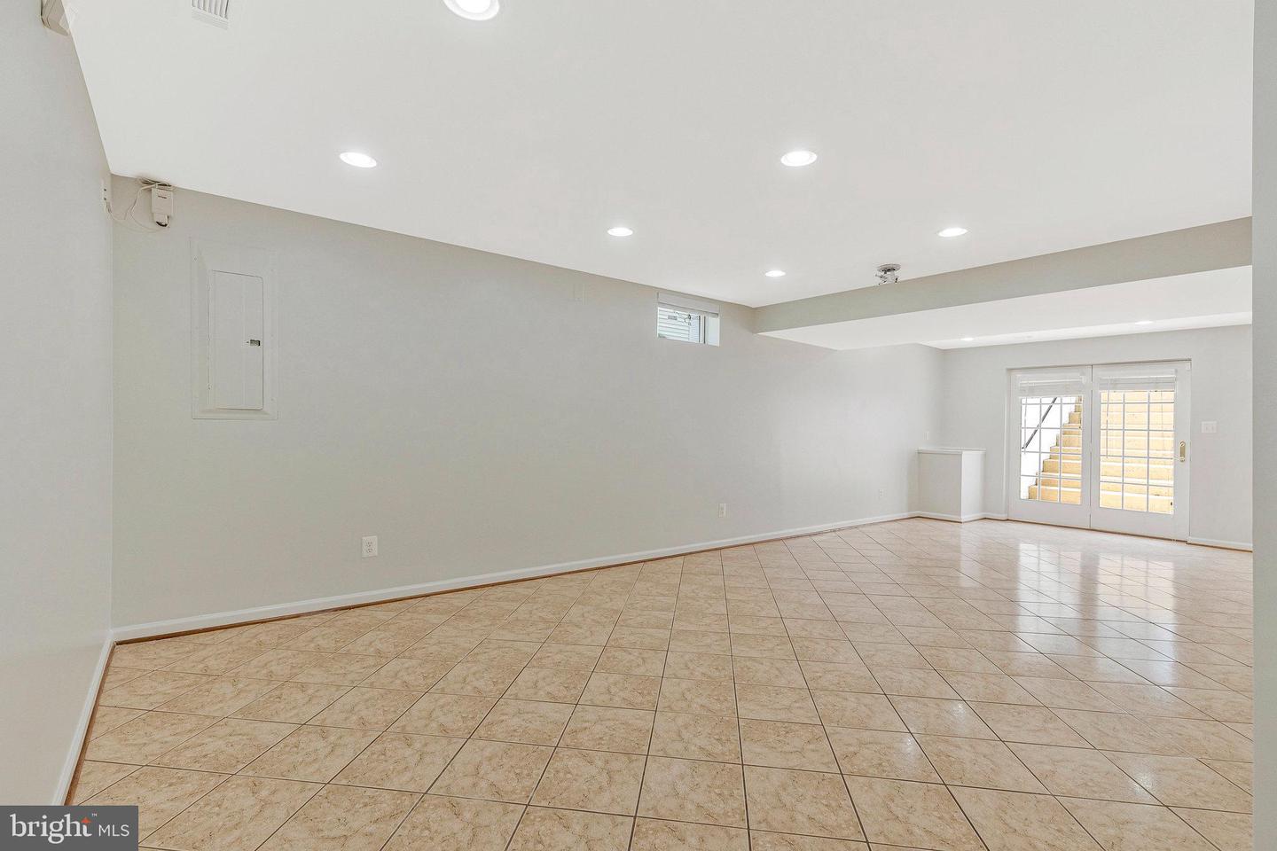 10857 HUNTER GATE WAY, RESTON, Virginia 20194, 5 Bedrooms Bedrooms, ,3 BathroomsBathrooms,Residential,For sale,10857 HUNTER GATE WAY,VAFX2252528 MLS # VAFX2252528