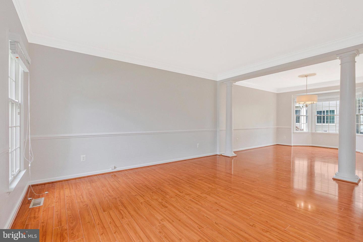 10857 HUNTER GATE WAY, RESTON, Virginia 20194, 5 Bedrooms Bedrooms, ,3 BathroomsBathrooms,Residential,For sale,10857 HUNTER GATE WAY,VAFX2252528 MLS # VAFX2252528
