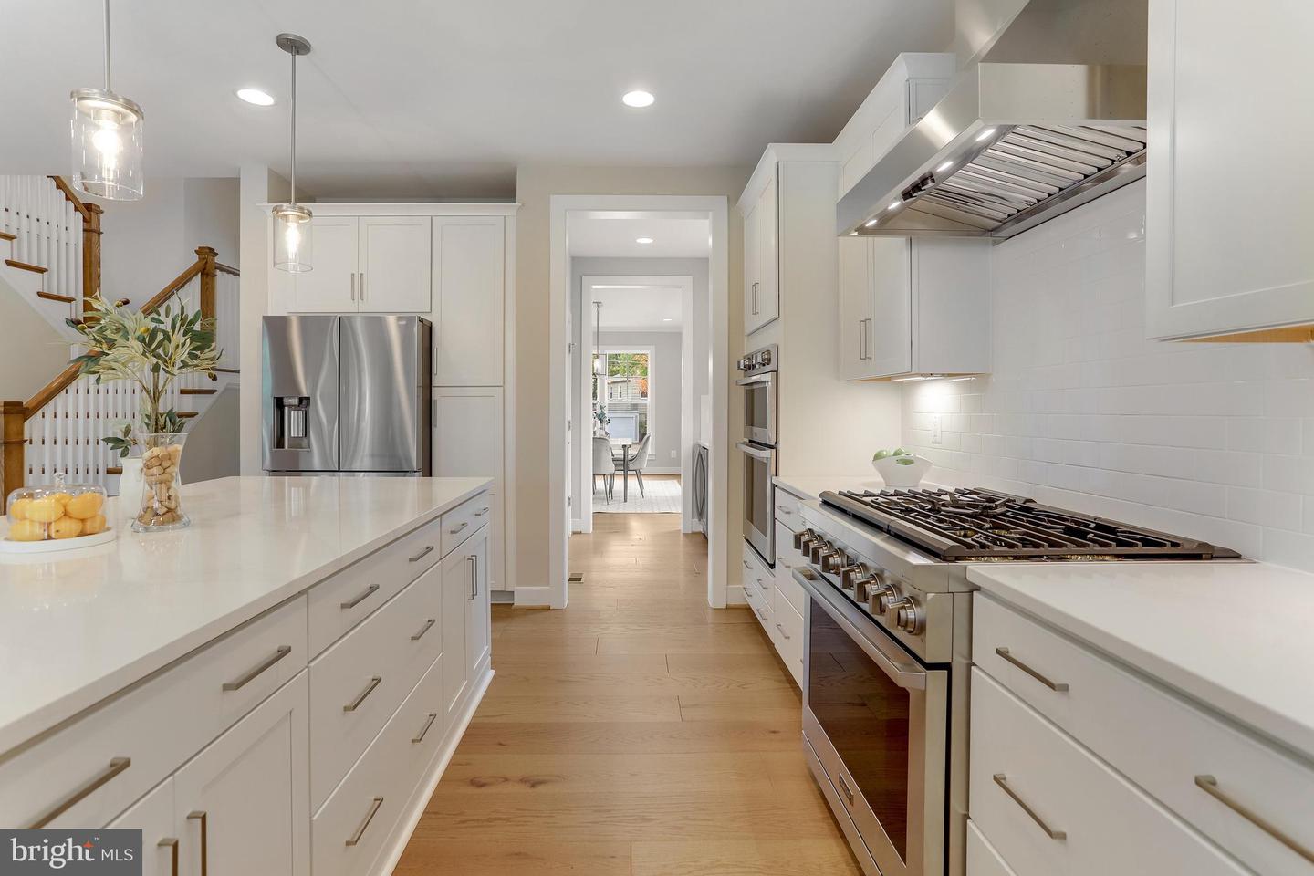 2418 HOLT ST, VIENNA, Virginia 22180, 4 Bedrooms Bedrooms, 1 Room Rooms,4 BathroomsBathrooms,Residential,For sale,2418 HOLT ST,VAFX2259004 MLS # VAFX2259004