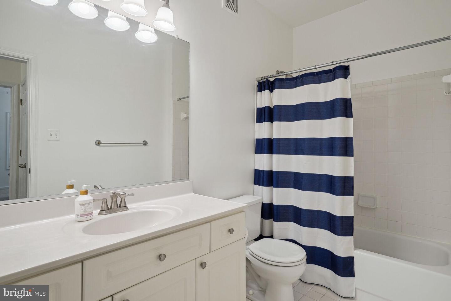 4688 LAWTON WAY #003, ALEXANDRIA, Virginia 22311, 1 Bedroom Bedrooms, ,1 BathroomBathrooms,Residential,For sale,4688 LAWTON WAY #003,VAAX2048288 MLS # VAAX2048288