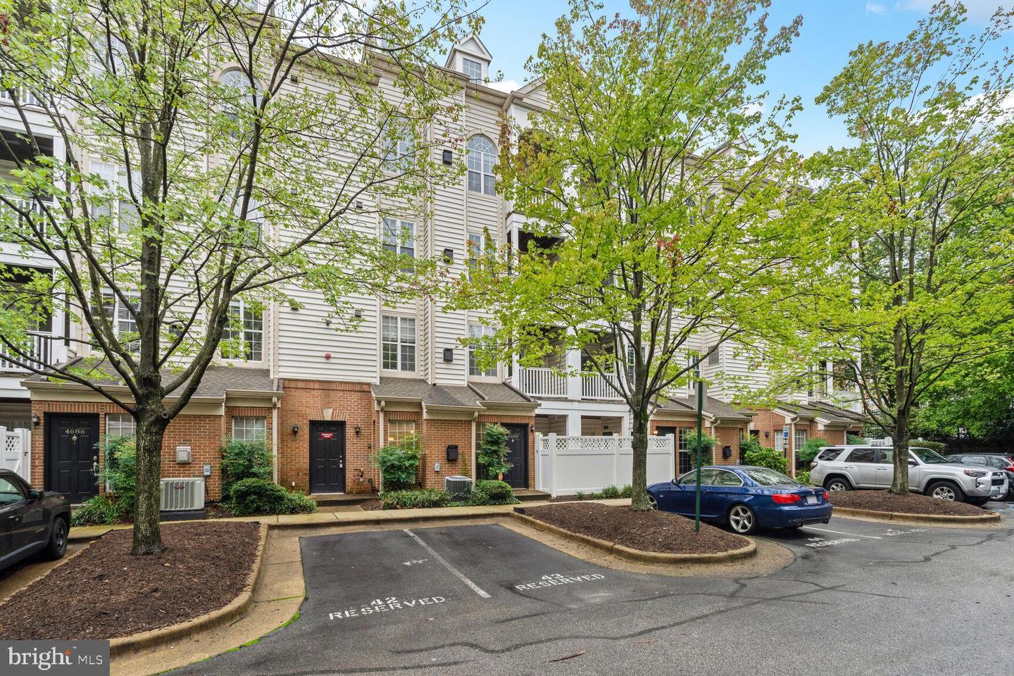 4688 LAWTON WAY #003, ALEXANDRIA, Virginia 22311, 1 Bedroom Bedrooms, ,1 BathroomBathrooms,Residential,For sale,4688 LAWTON WAY #003,VAAX2048288 MLS # VAAX2048288