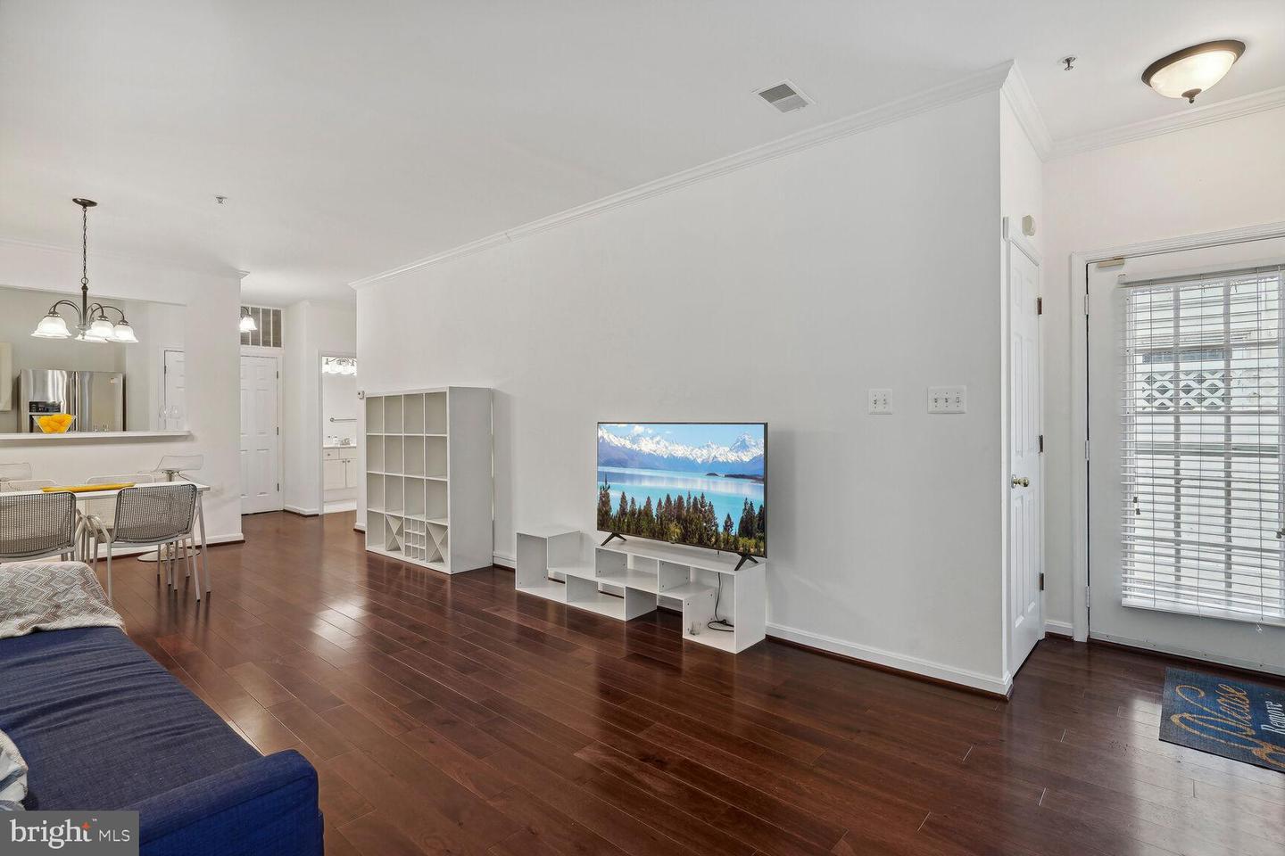 4688 LAWTON WAY #003, ALEXANDRIA, Virginia 22311, 1 Bedroom Bedrooms, ,1 BathroomBathrooms,Residential,For sale,4688 LAWTON WAY #003,VAAX2048288 MLS # VAAX2048288