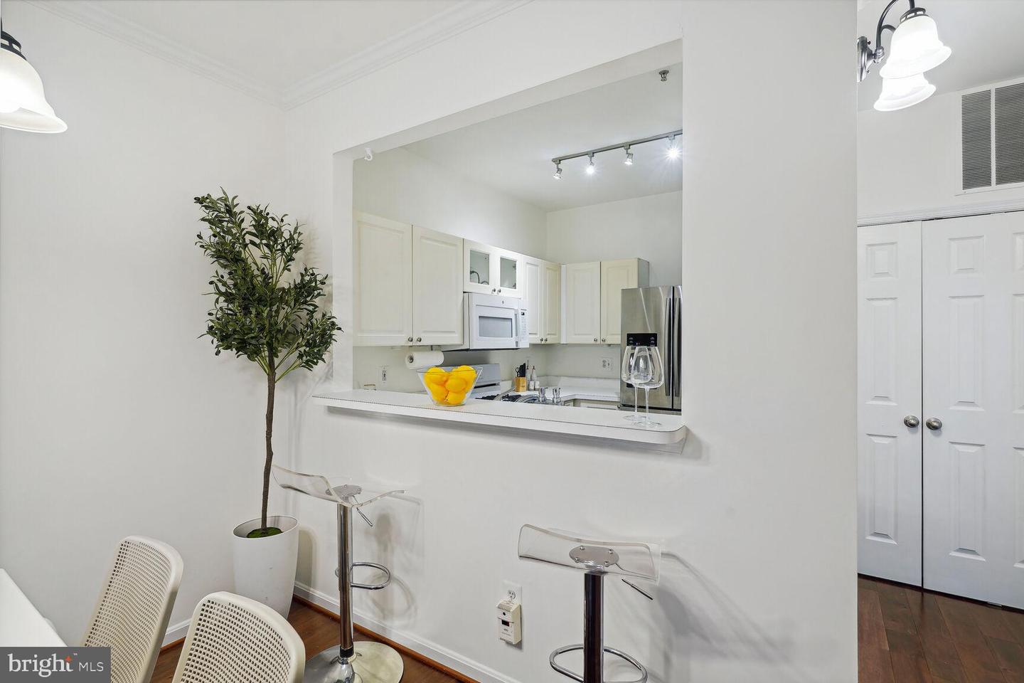 4688 LAWTON WAY #003, ALEXANDRIA, Virginia 22311, 1 Bedroom Bedrooms, ,1 BathroomBathrooms,Residential,For sale,4688 LAWTON WAY #003,VAAX2048288 MLS # VAAX2048288