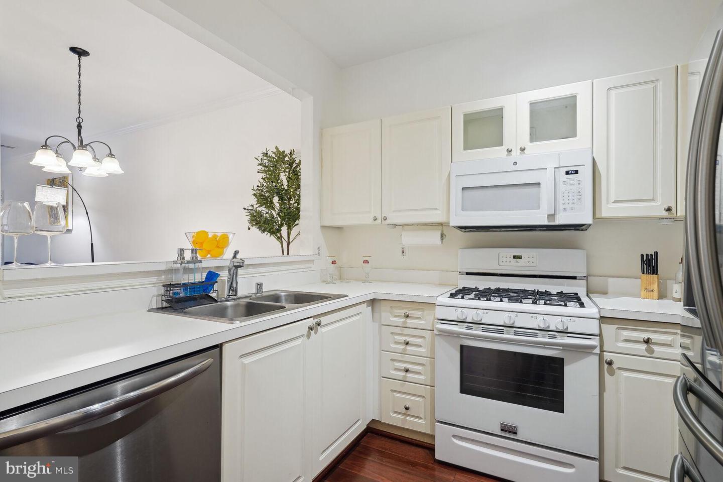 4688 LAWTON WAY #003, ALEXANDRIA, Virginia 22311, 1 Bedroom Bedrooms, ,1 BathroomBathrooms,Residential,For sale,4688 LAWTON WAY #003,VAAX2048288 MLS # VAAX2048288