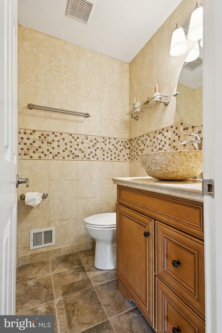 9533 HARVEST PL, MANASSAS, Virginia 20110, 6 Bedrooms Bedrooms, ,3 BathroomsBathrooms,Residential,For sale,9533 HARVEST PL,VAMN2009206 MLS # VAMN2009206