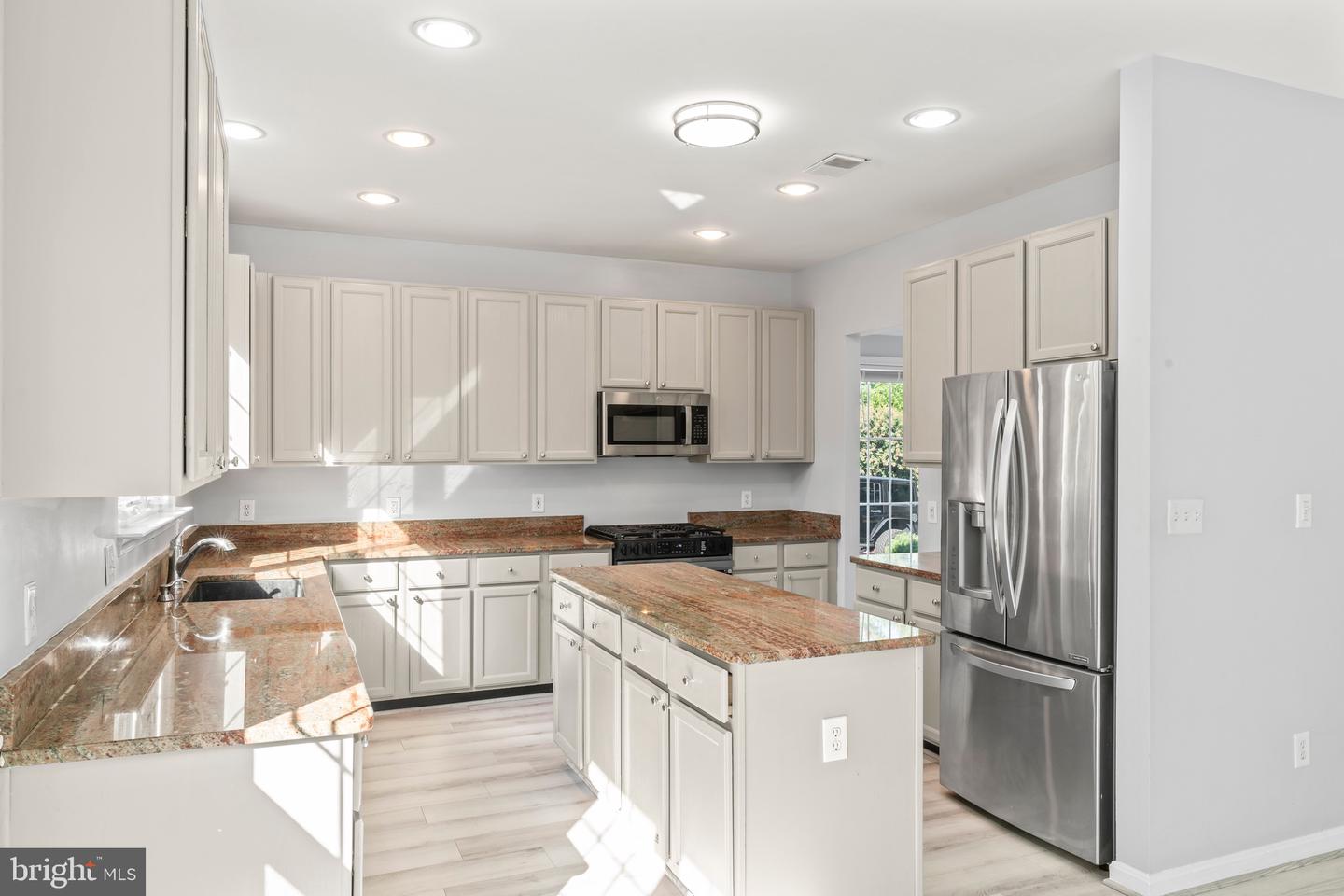 12215 CONVEYOR CT, BRISTOW, Virginia 20136, 4 Bedrooms Bedrooms, ,3 BathroomsBathrooms,Residential,For sale,12215 CONVEYOR CT,VAPW2101678 MLS # VAPW2101678