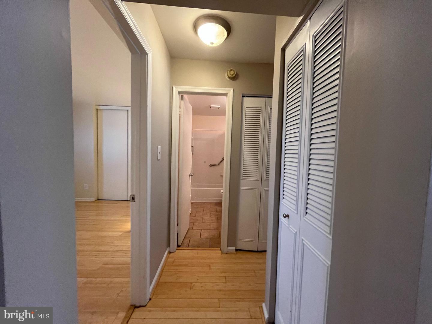 4130 WINTER HARBOR CT #128F, CHANTILLY, Virginia 20151, 2 Bedrooms Bedrooms, ,1 BathroomBathrooms,Residential,For sale,4130 WINTER HARBOR CT #128F,VAFX2262240 MLS # VAFX2262240