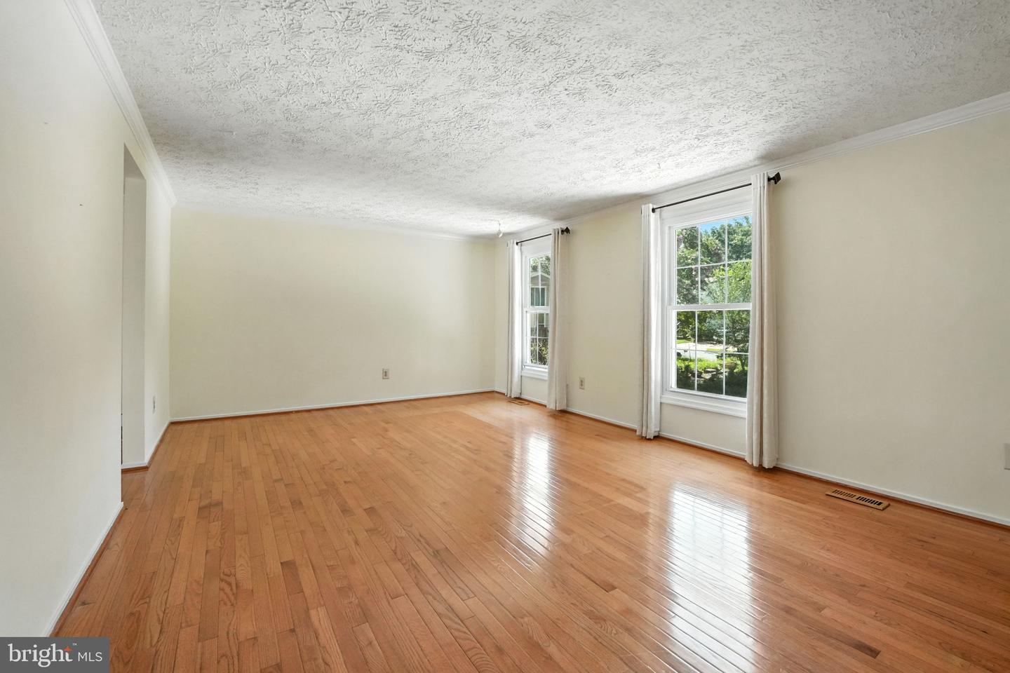 16191 SHEFFIELD DR, DUMFRIES, Virginia 22025, 4 Bedrooms Bedrooms, ,2 BathroomsBathrooms,Residential,For sale,16191 SHEFFIELD DR,VAPW2098856 MLS # VAPW2098856