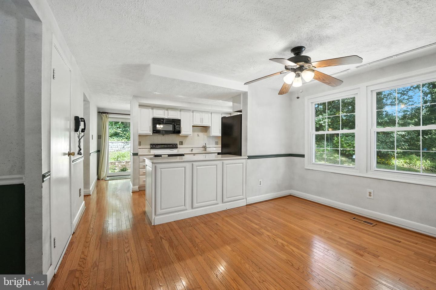 16191 SHEFFIELD DR, DUMFRIES, Virginia 22025, 4 Bedrooms Bedrooms, ,2 BathroomsBathrooms,Residential,For sale,16191 SHEFFIELD DR,VAPW2098856 MLS # VAPW2098856