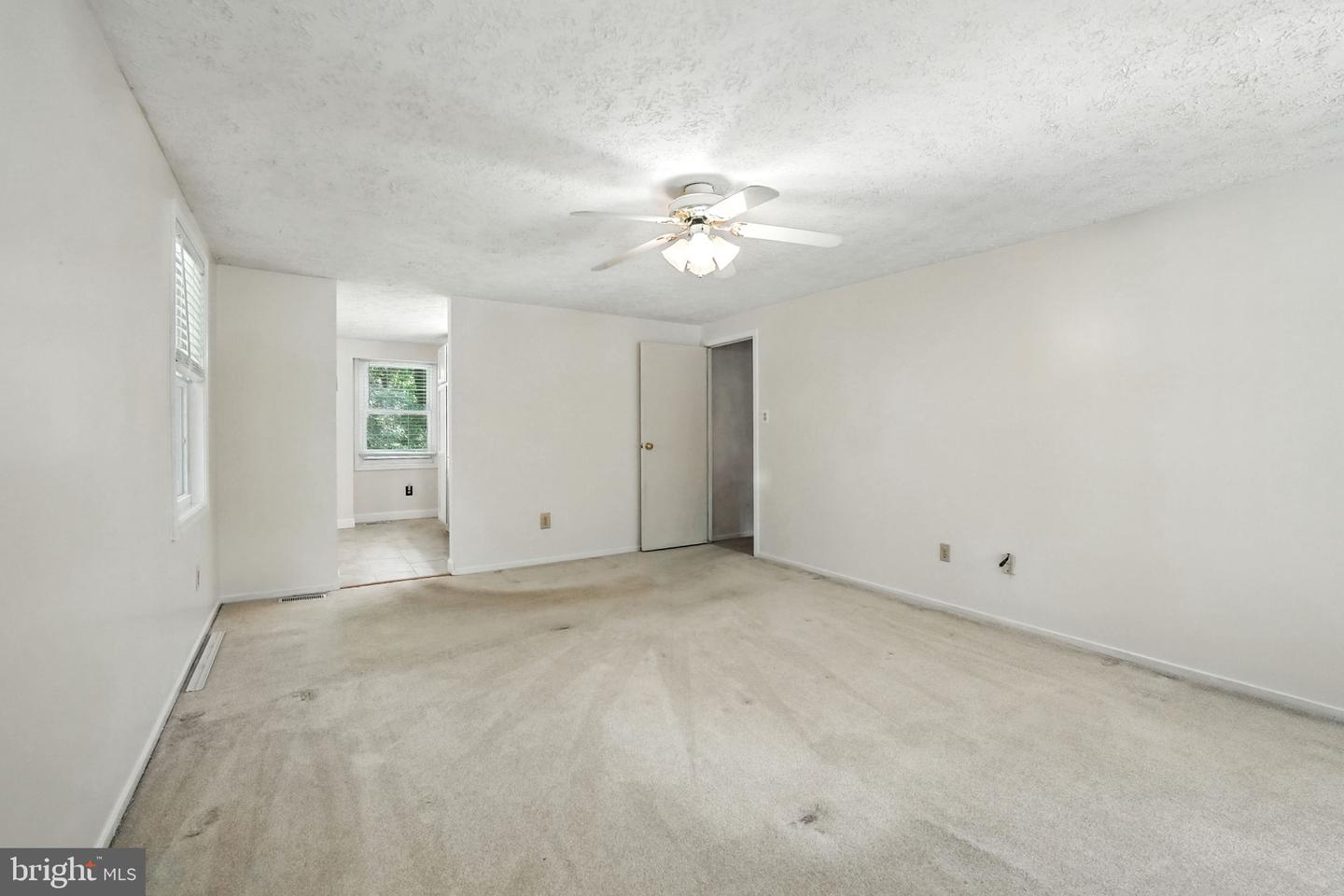 16191 SHEFFIELD DR, DUMFRIES, Virginia 22025, 4 Bedrooms Bedrooms, ,2 BathroomsBathrooms,Residential,For sale,16191 SHEFFIELD DR,VAPW2098856 MLS # VAPW2098856