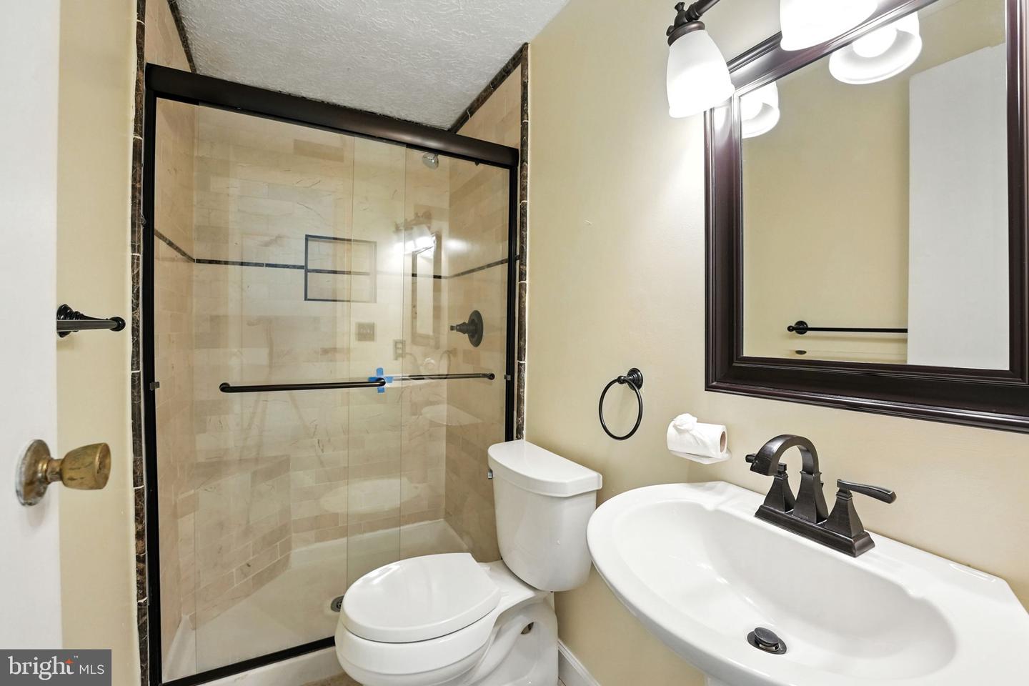 16191 SHEFFIELD DR, DUMFRIES, Virginia 22025, 4 Bedrooms Bedrooms, ,2 BathroomsBathrooms,Residential,For sale,16191 SHEFFIELD DR,VAPW2098856 MLS # VAPW2098856