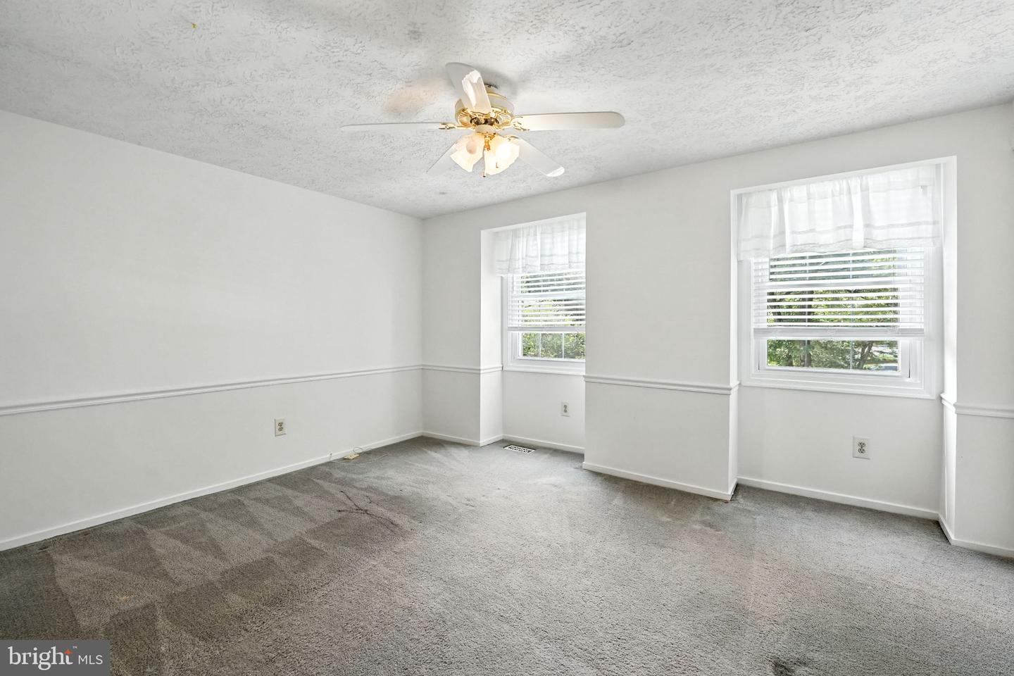 16191 SHEFFIELD DR, DUMFRIES, Virginia 22025, 4 Bedrooms Bedrooms, ,2 BathroomsBathrooms,Residential,For sale,16191 SHEFFIELD DR,VAPW2098856 MLS # VAPW2098856