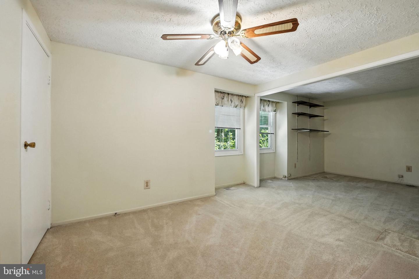 16191 SHEFFIELD DR, DUMFRIES, Virginia 22025, 4 Bedrooms Bedrooms, ,2 BathroomsBathrooms,Residential,For sale,16191 SHEFFIELD DR,VAPW2098856 MLS # VAPW2098856