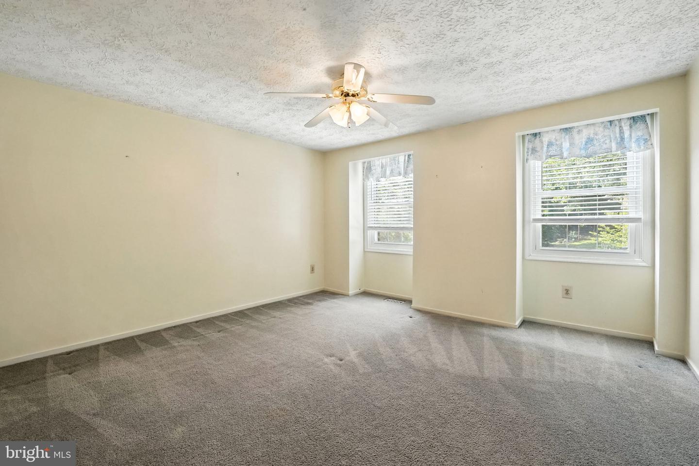 16191 SHEFFIELD DR, DUMFRIES, Virginia 22025, 4 Bedrooms Bedrooms, ,2 BathroomsBathrooms,Residential,For sale,16191 SHEFFIELD DR,VAPW2098856 MLS # VAPW2098856