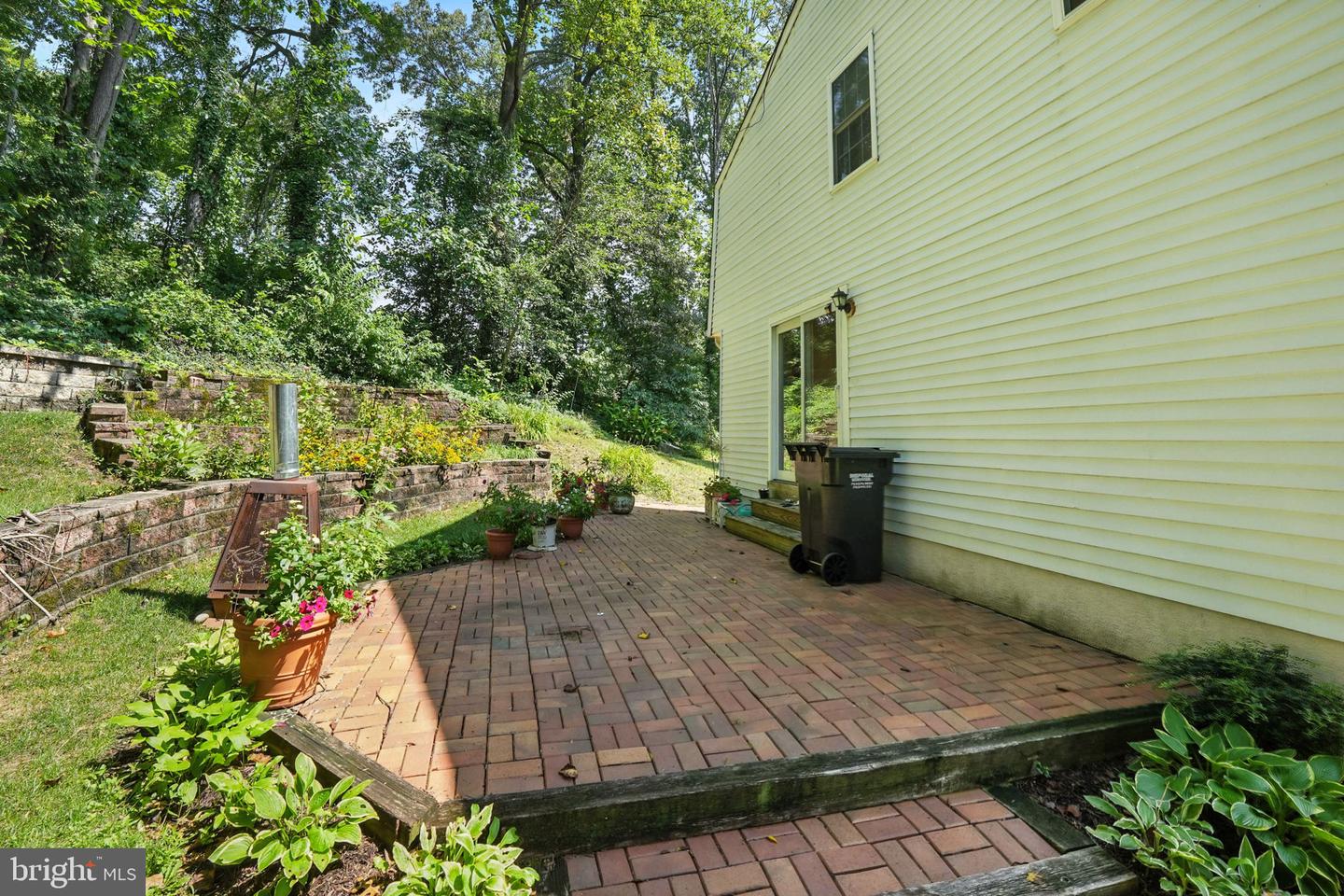 16191 SHEFFIELD DR, DUMFRIES, Virginia 22025, 4 Bedrooms Bedrooms, ,2 BathroomsBathrooms,Residential,For sale,16191 SHEFFIELD DR,VAPW2098856 MLS # VAPW2098856