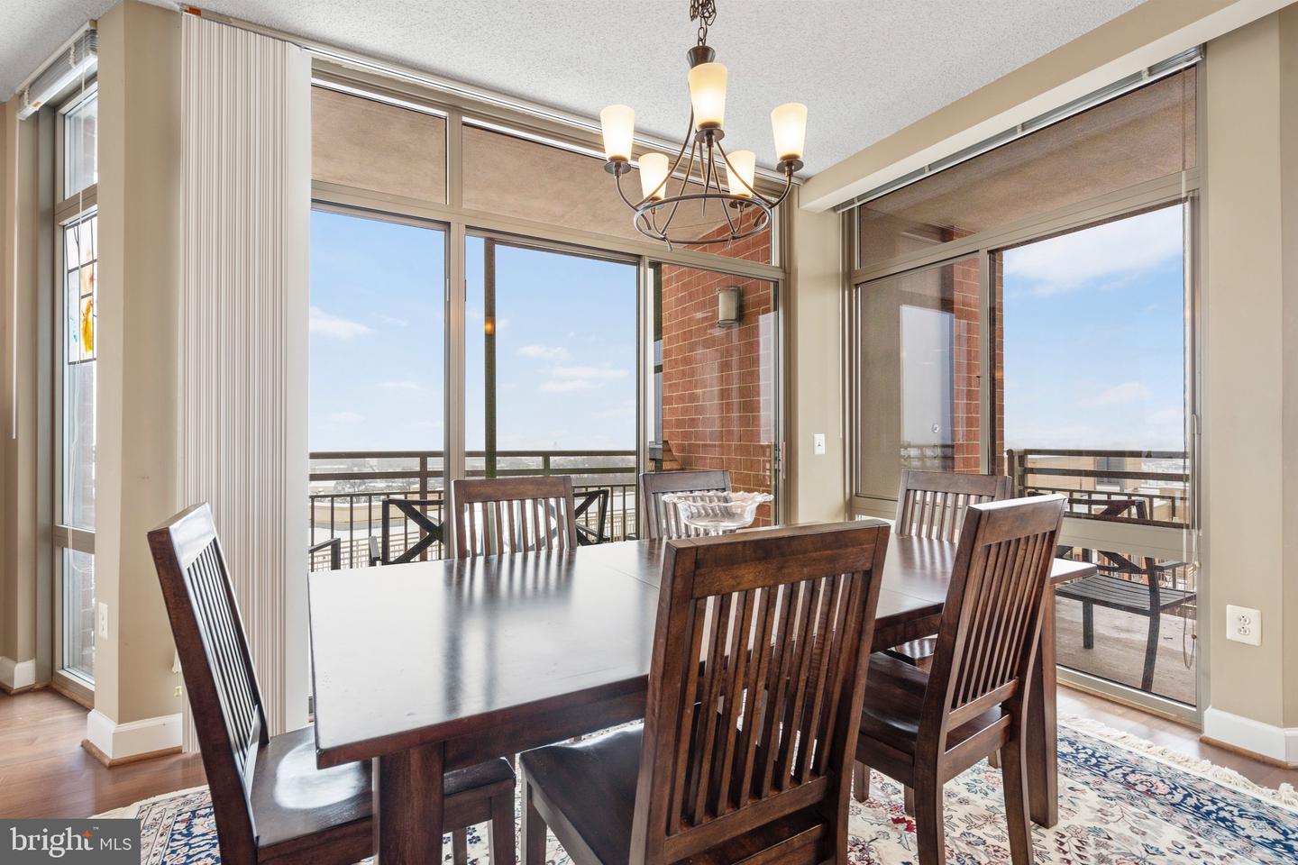 3650 S GLEBE RD S #848, ARLINGTON, Virginia 22202, 2 Bedrooms Bedrooms, ,2 BathroomsBathrooms,Residential,For sale,3650 S GLEBE RD S #848,VAAR2062078 MLS # VAAR2062078