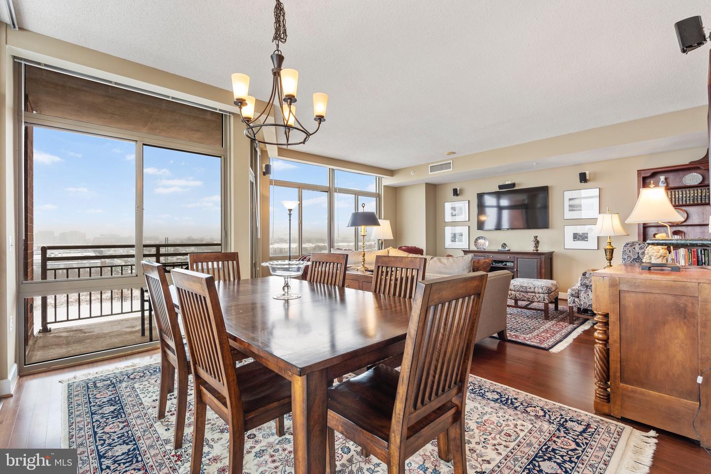 3650 S GLEBE RD S #848, ARLINGTON, Virginia 22202, 2 Bedrooms Bedrooms, ,2 BathroomsBathrooms,Residential,For sale,3650 S GLEBE RD S #848,VAAR2062078 MLS # VAAR2062078
