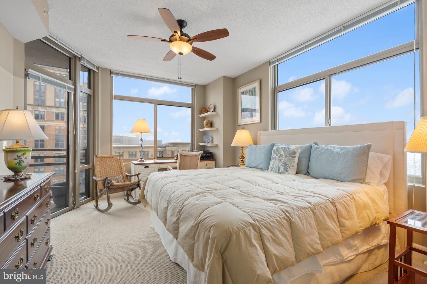3650 S GLEBE RD S #848, ARLINGTON, Virginia 22202, 2 Bedrooms Bedrooms, ,2 BathroomsBathrooms,Residential,For sale,3650 S GLEBE RD S #848,VAAR2062078 MLS # VAAR2062078